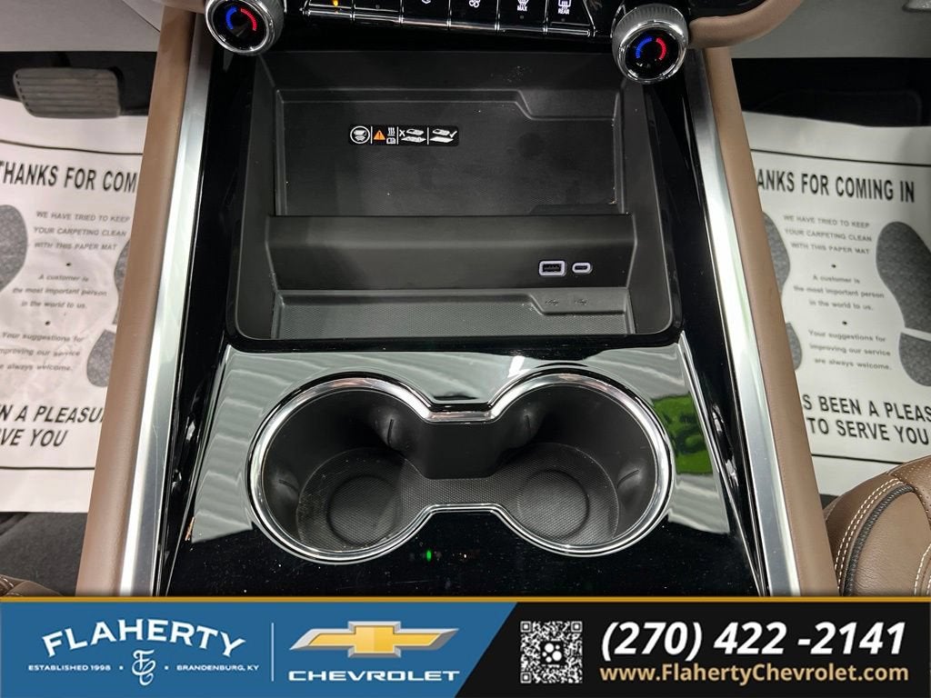 2025 Chevrolet Suburban High Country