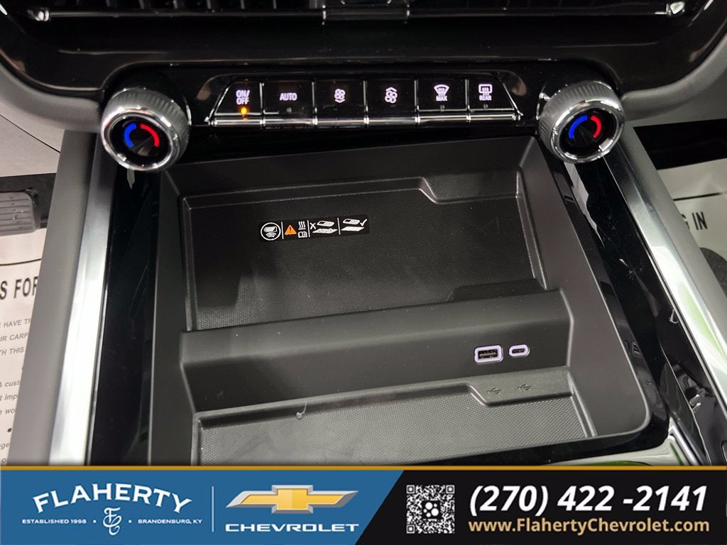 2026 Chevrolet Tahoe LT - Photo 32