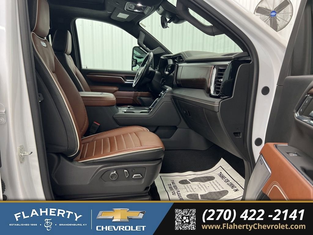 2024 GMC Sierra 3500 HD Denali Ultimate