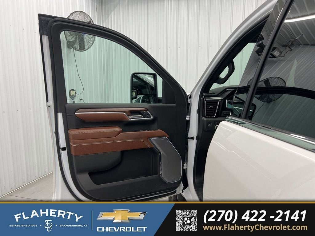 2024 GMC Sierra 3500 HD Denali Ultimate