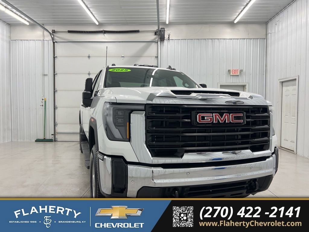 2025 GMC Sierra 2500 HD Pro