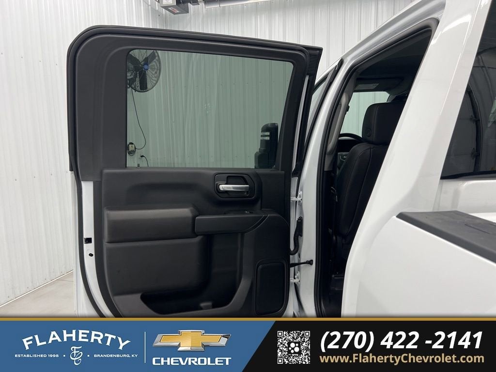 2025 GMC Sierra 2500 HD Pro
