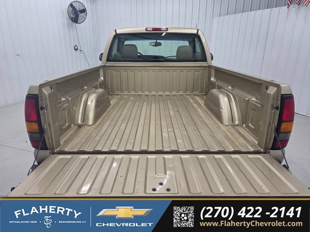 2005 GMC Sierra 1500 Work Truck