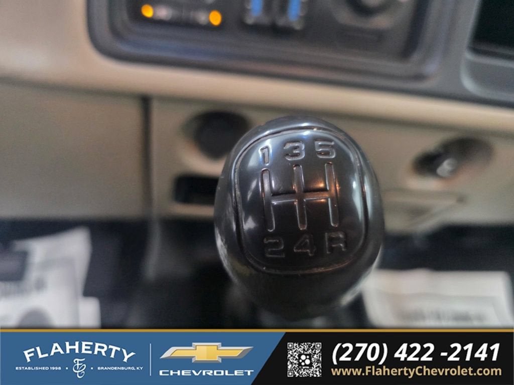 2005 GMC Sierra 1500 Work Truck