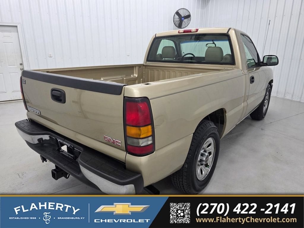 2005 GMC Sierra 1500 Work Truck