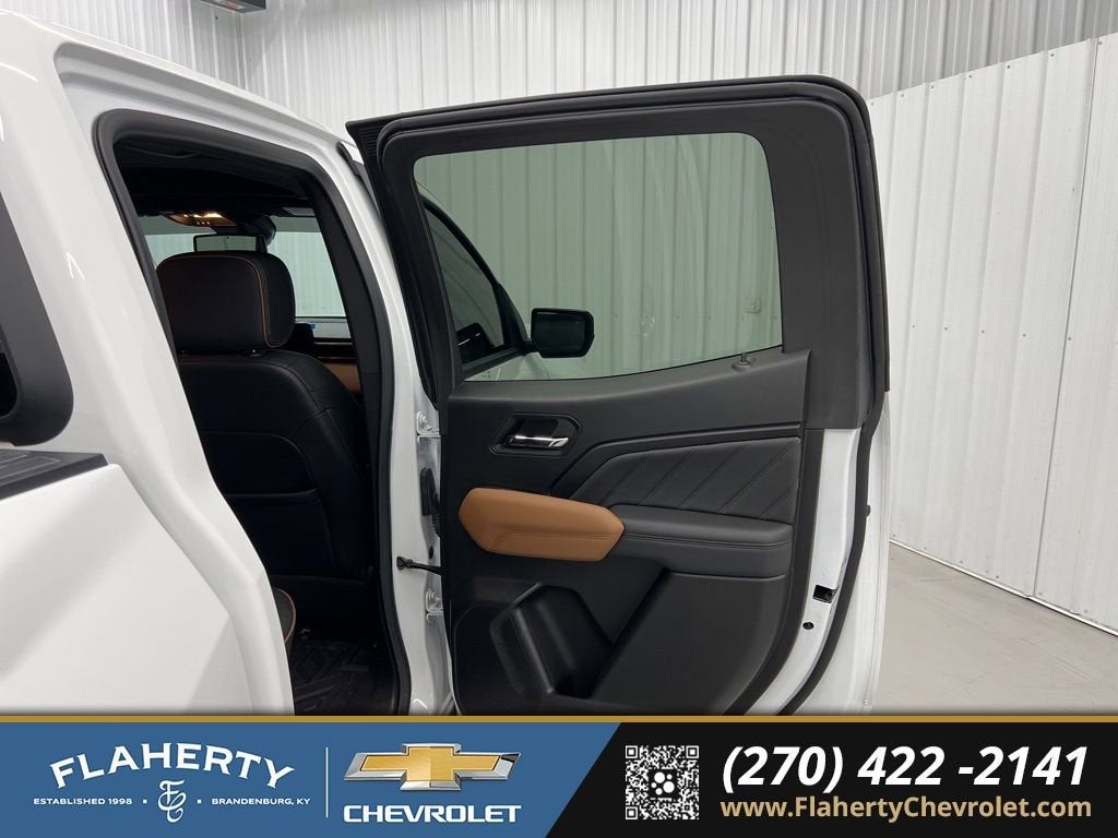 2024 GMC Canyon AT4