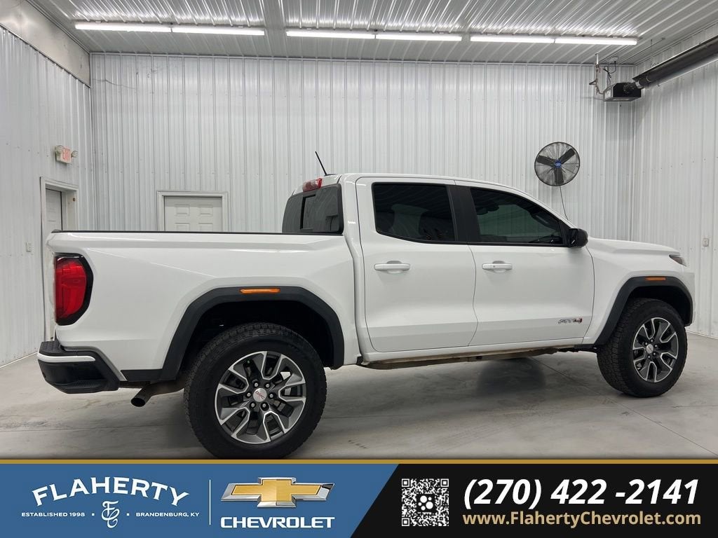 2024 GMC Canyon AT4