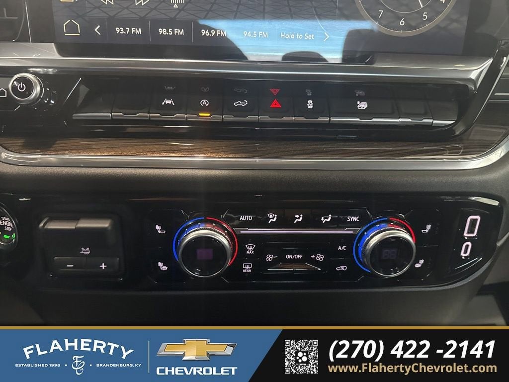 2025 GMC Sierra 1500 Elevation