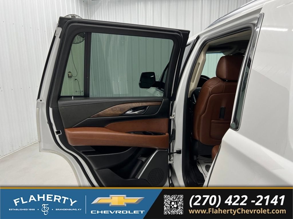 2020 Cadillac Escalade Luxury