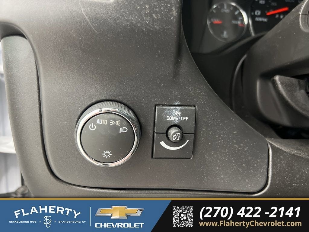 2026 Chevrolet Express Cutaway 3500 1WT