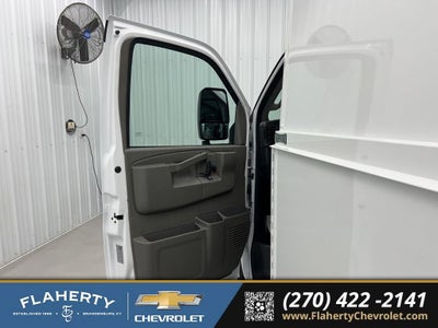 2026 Chevrolet Express Cutaway 3500 1WT