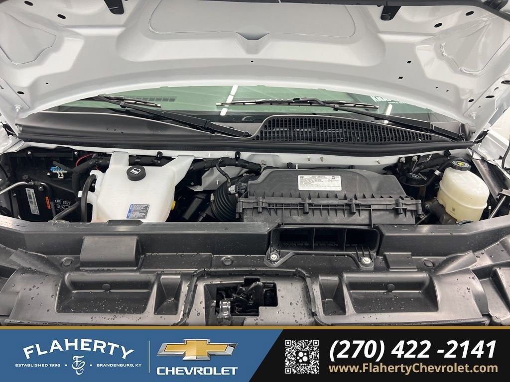 2026 Chevrolet Express Cutaway 3500 1WT