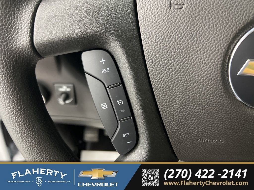 2026 Chevrolet Express Cutaway 3500 1WT