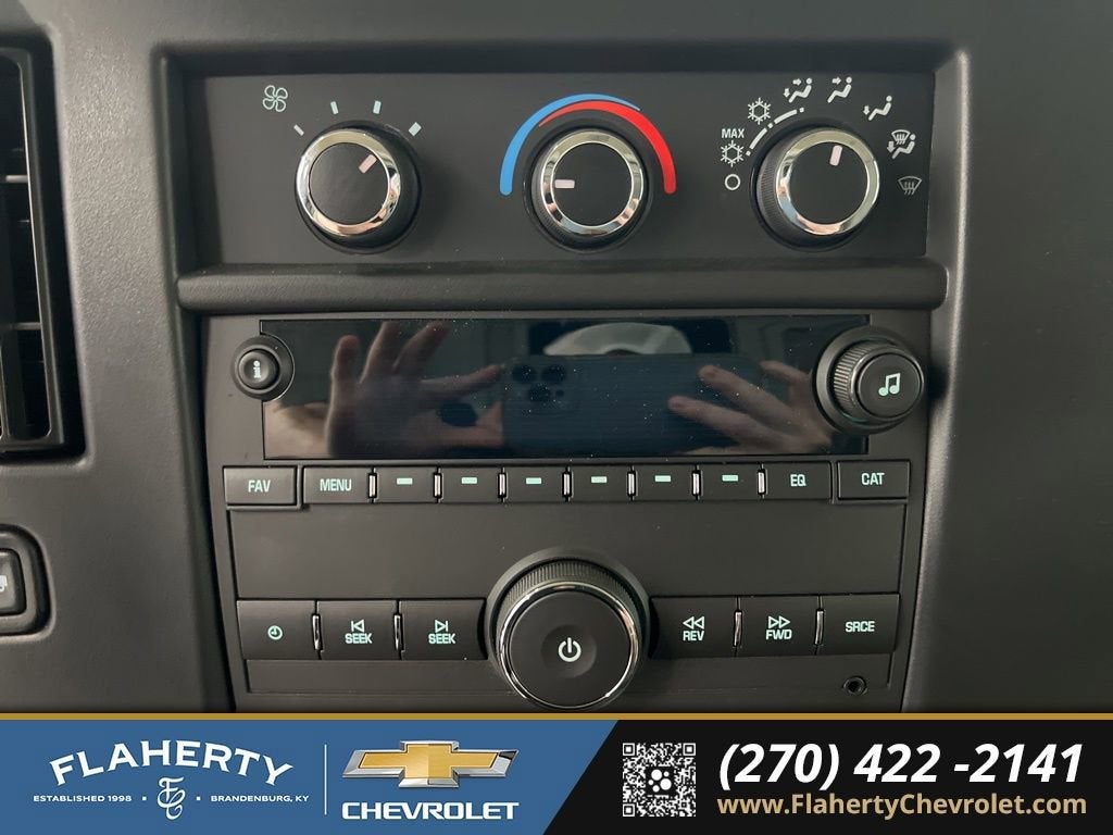 2026 Chevrolet Express Cutaway 3500 1WT