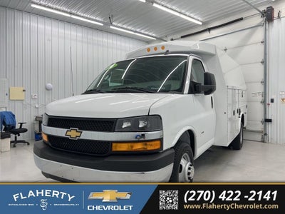 2026 Chevrolet Express Cutaway 3500 1WT