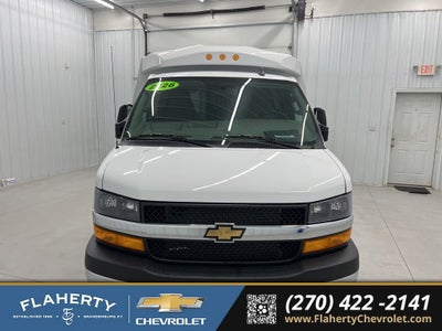 2026 Chevrolet Express Cutaway 3500 1WT
