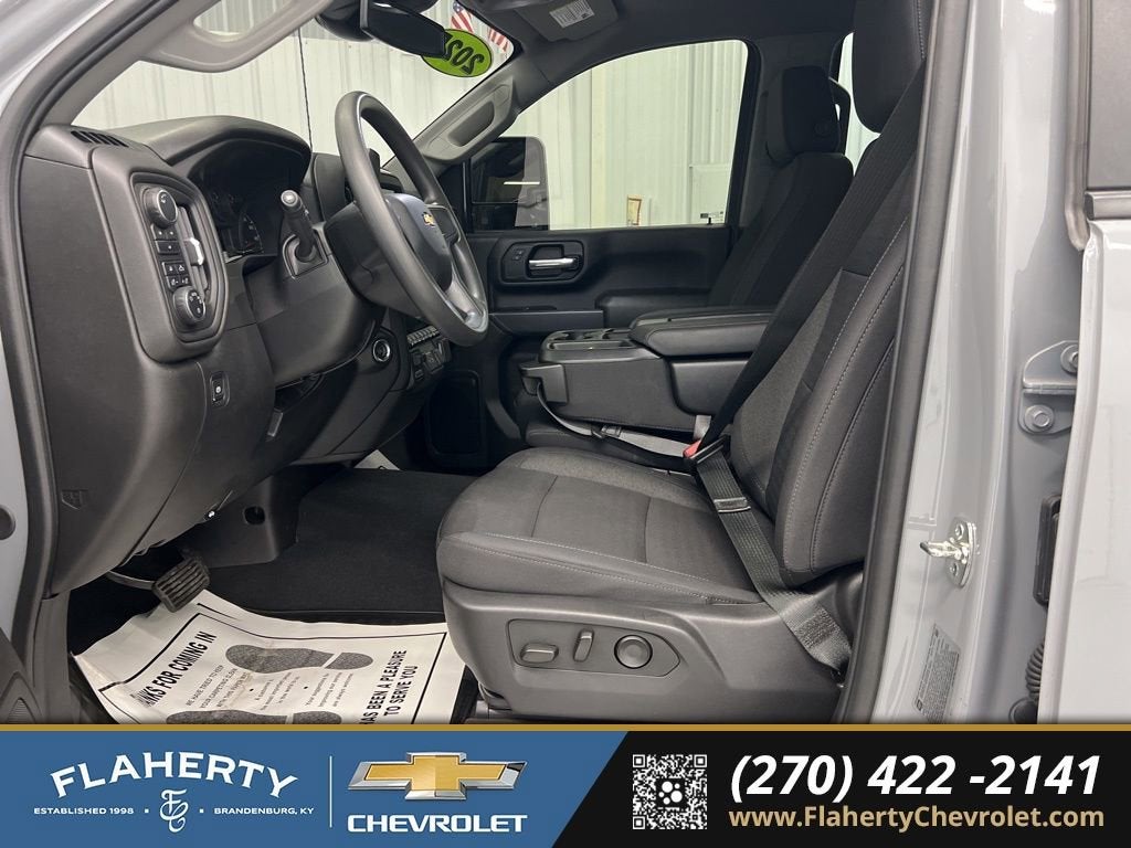 2025 Chevrolet Silverado 2500 HD Custom