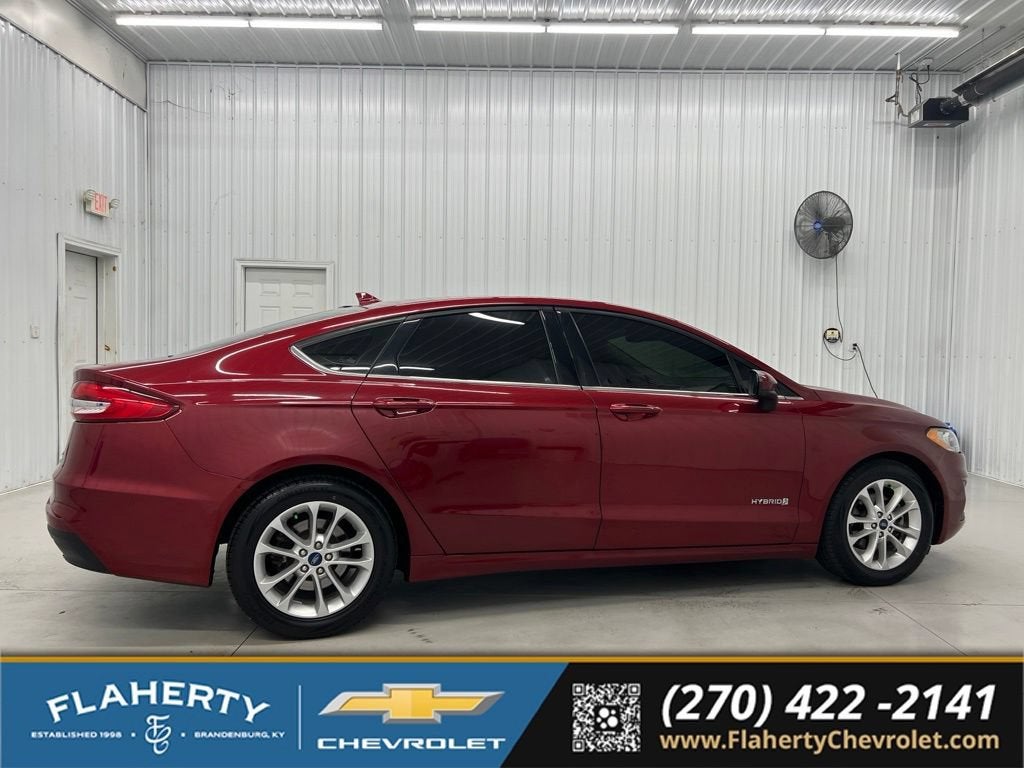 2019 Ford Fusion Hybrid SE