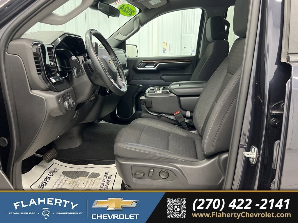 2024 Chevrolet Silverado 1500 LT (2FL)