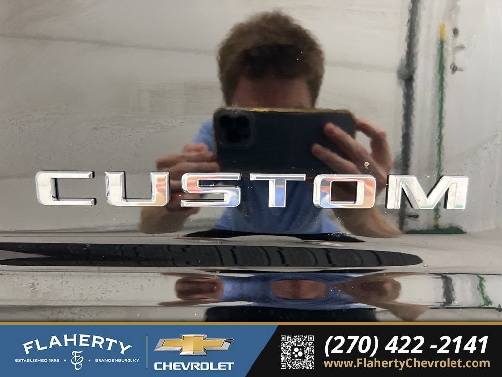2025 Chevrolet Silverado 1500 Custom