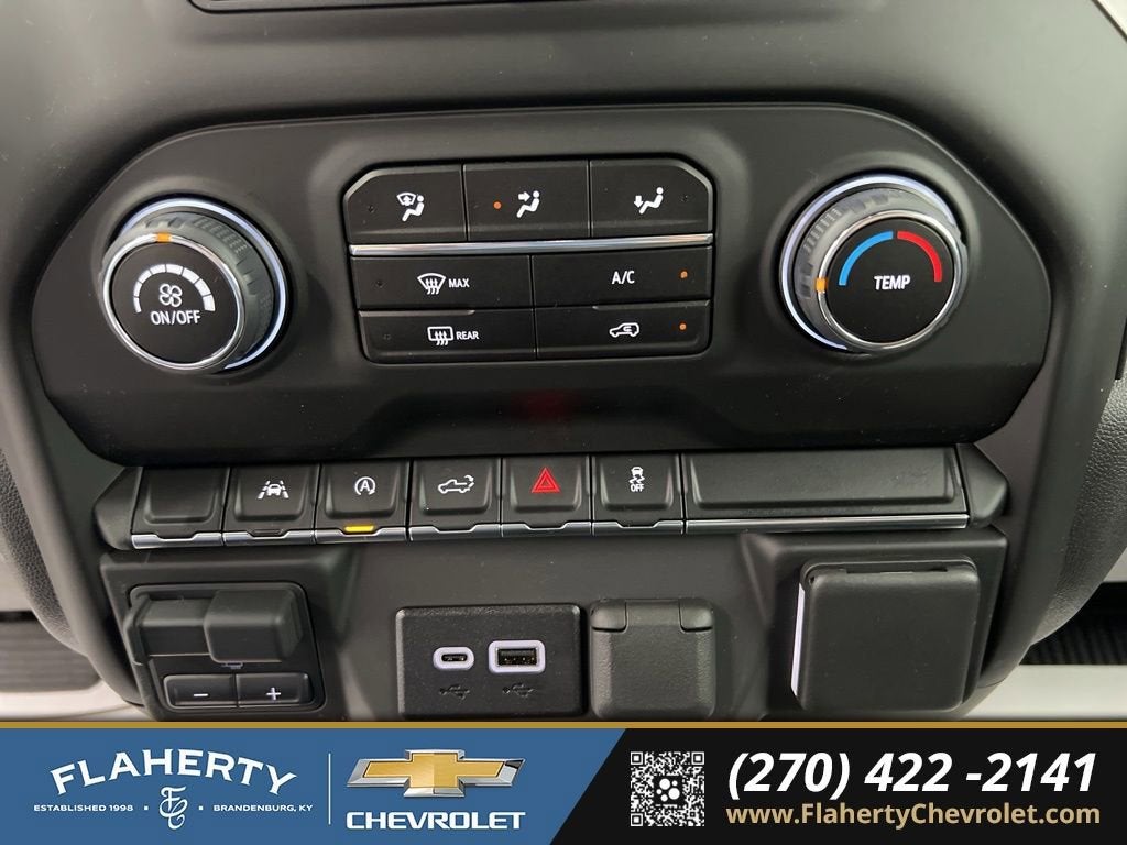 2025 Chevrolet Silverado 1500 Custom