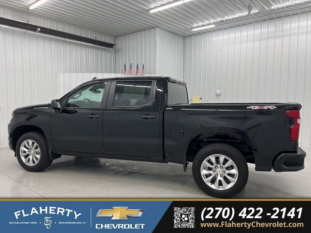 2025 Chevrolet Silverado 1500 Custom