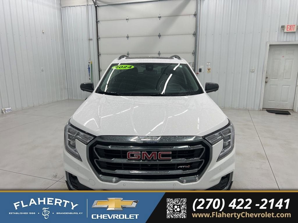 2024 GMC Terrain AT4