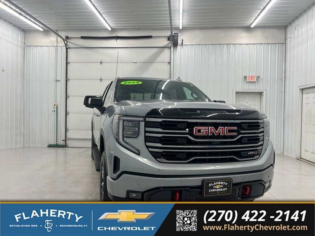 2025 GMC Sierra 1500 AT4