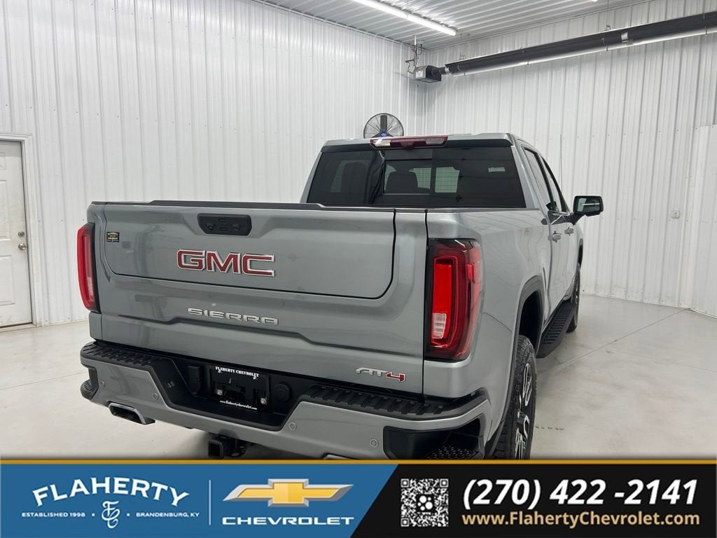 2025 GMC Sierra 1500 AT4