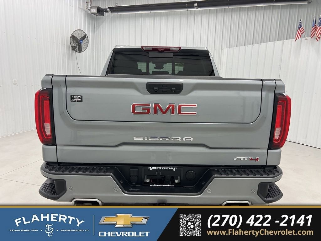 2024 GMC Sierra 1500 AT4