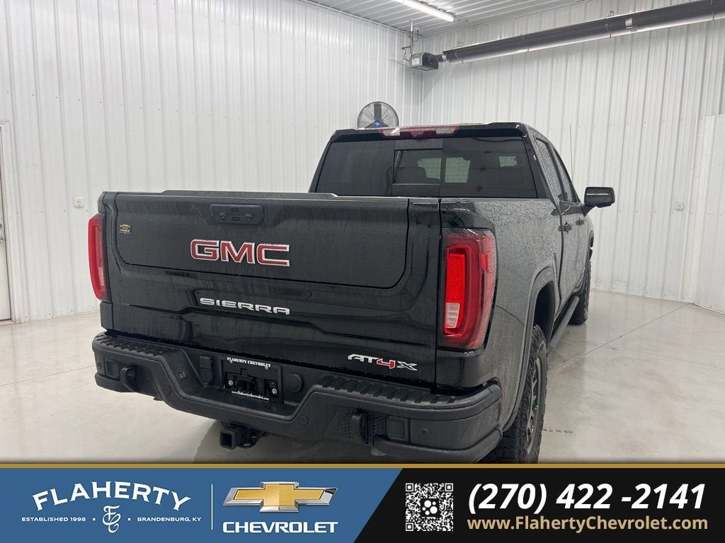 2024 GMC Sierra 1500 AT4X
