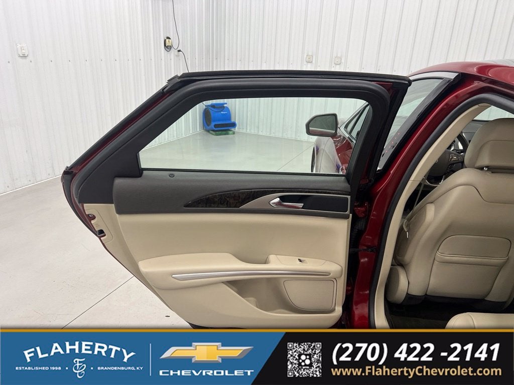 2016 Lincoln MKZ Base