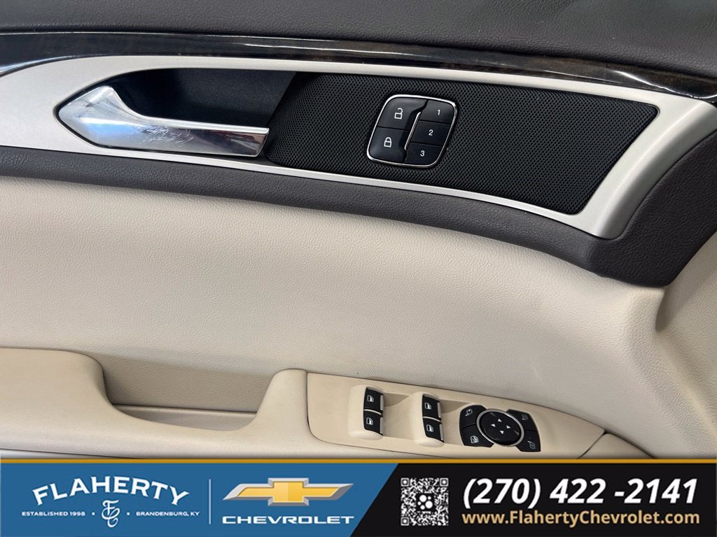2016 Lincoln MKZ Base