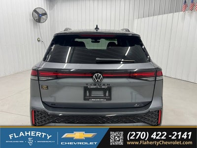 2025 Volkswagen Tiguan SE R-Line Black