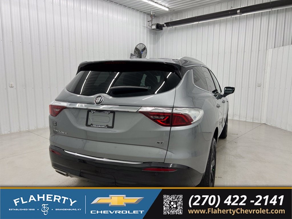 2024 Buick Enclave Essence