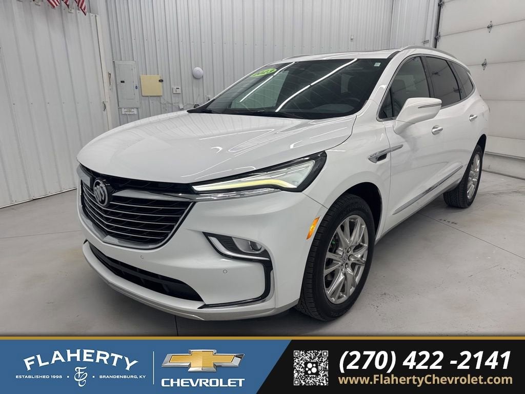 2023 Buick Enclave Essence