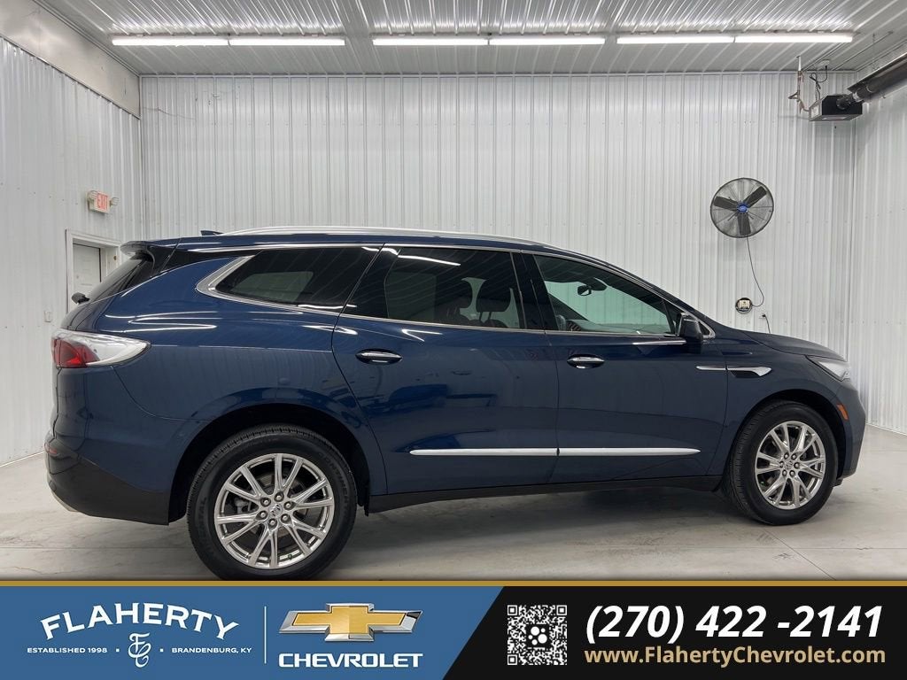 2024 Buick Enclave Essence