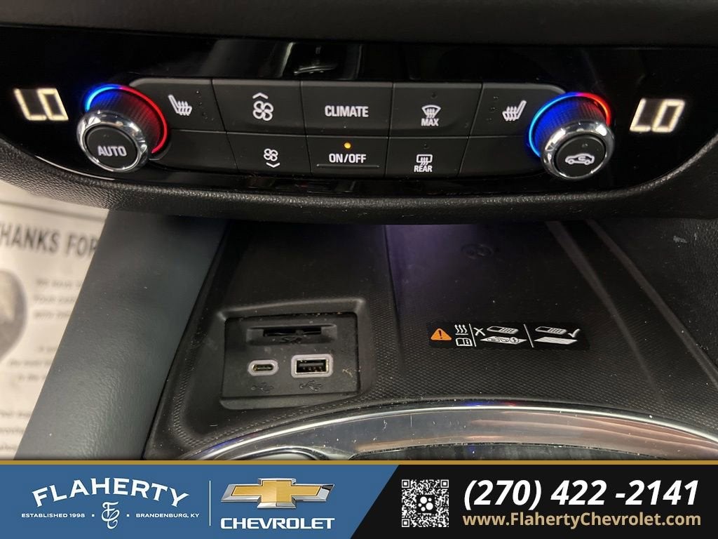 2024 Buick Enclave Essence
