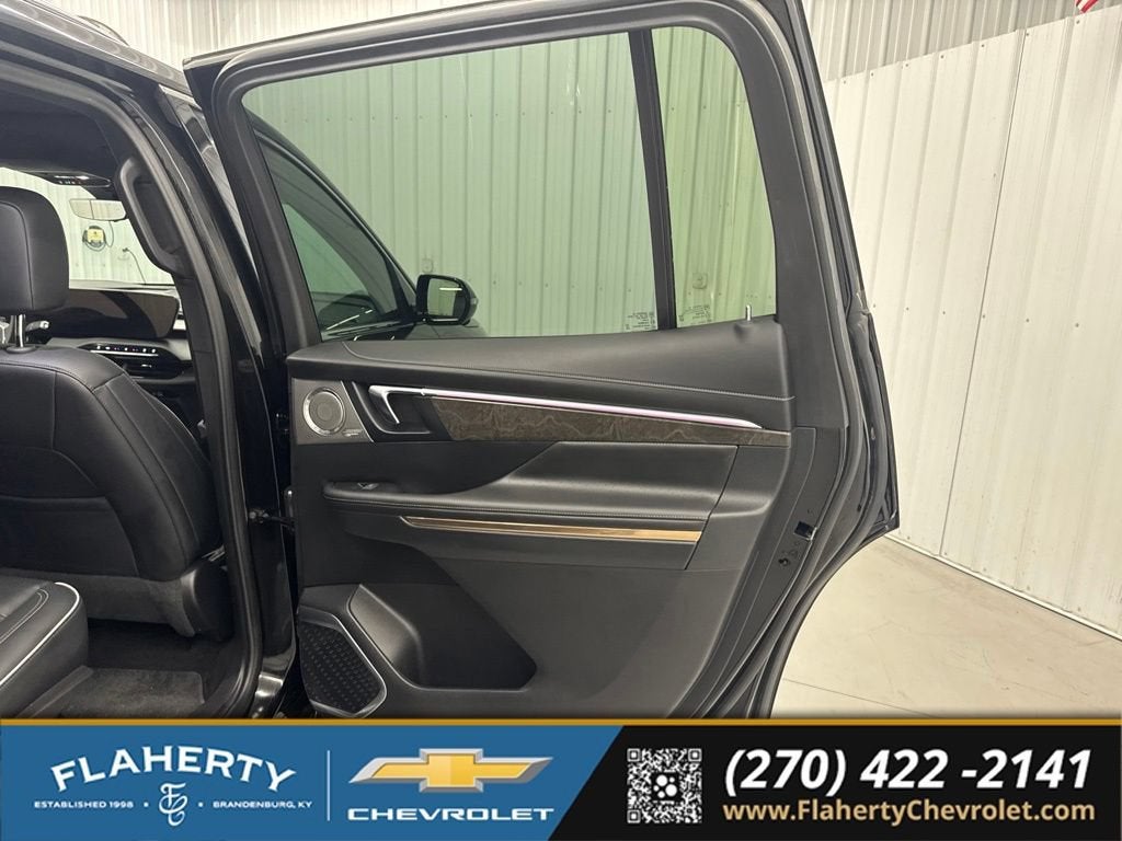2025 Buick Enclave Avenir