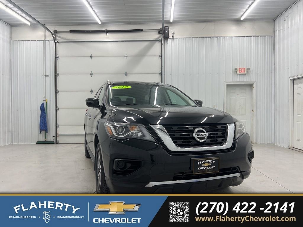2017 Nissan Pathfinder S