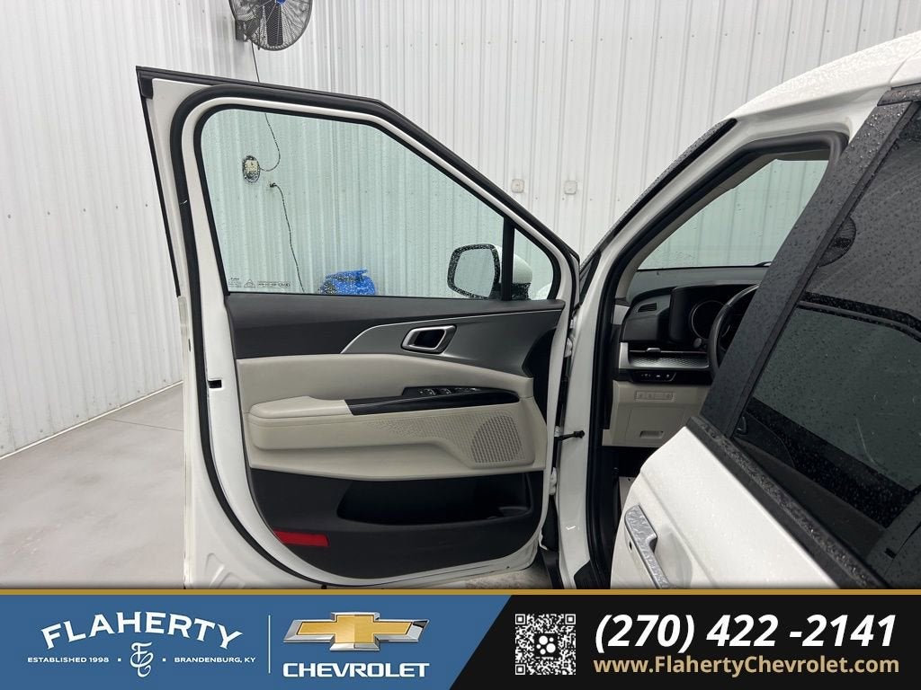 2022 Kia Carnival LXS