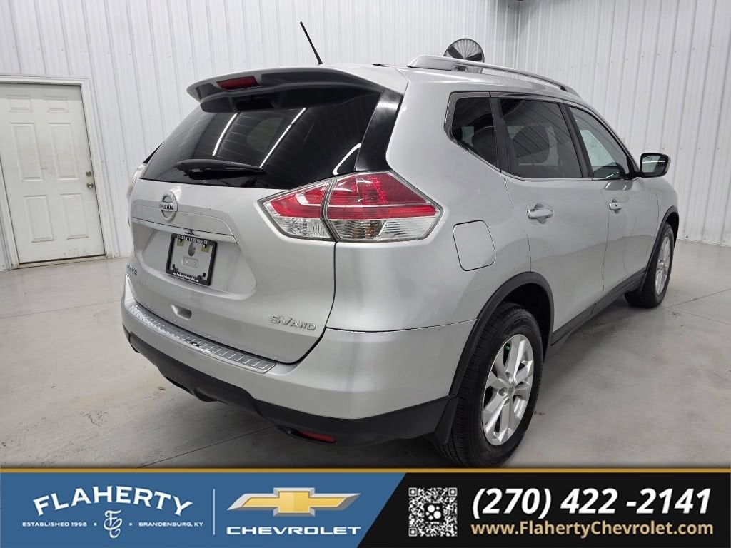 2016 Nissan Rogue SV