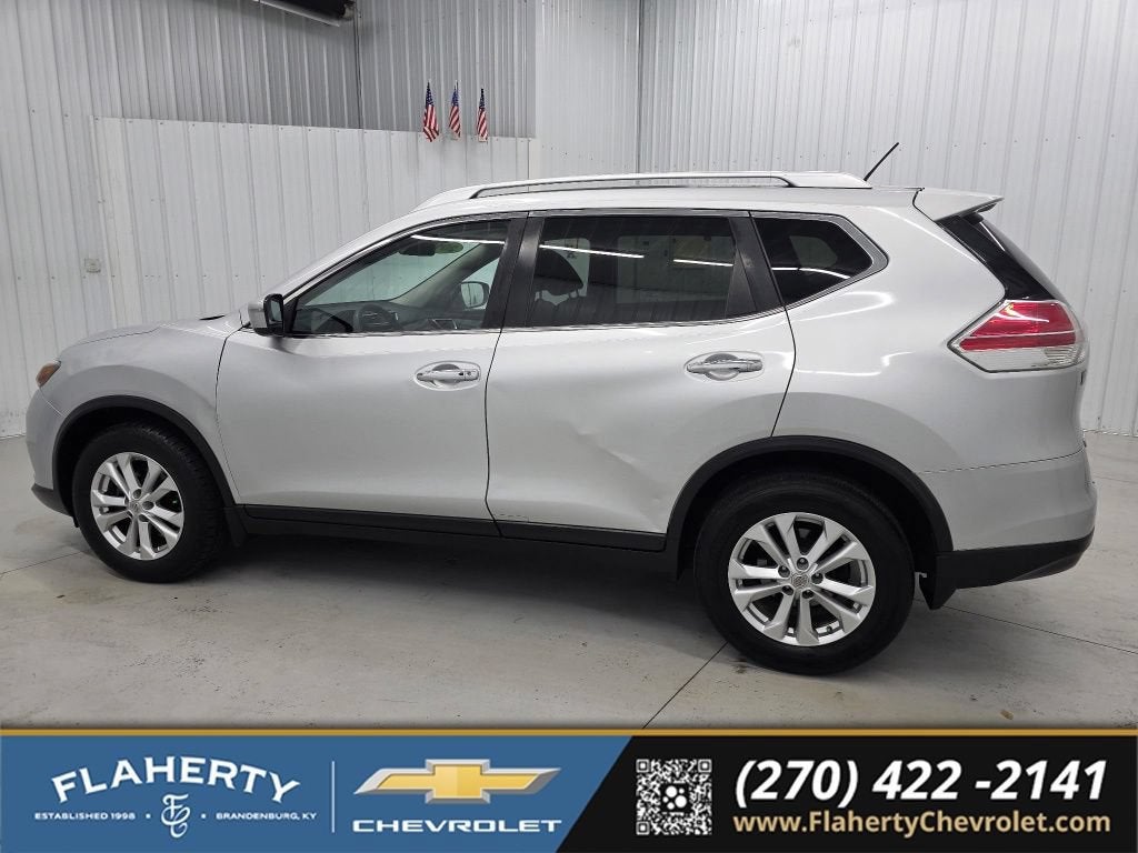 2016 Nissan Rogue SV